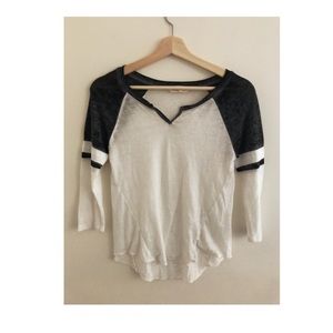 Hollister Baseball Tee